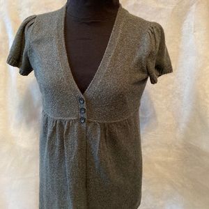 Baby doll 3-button sweater